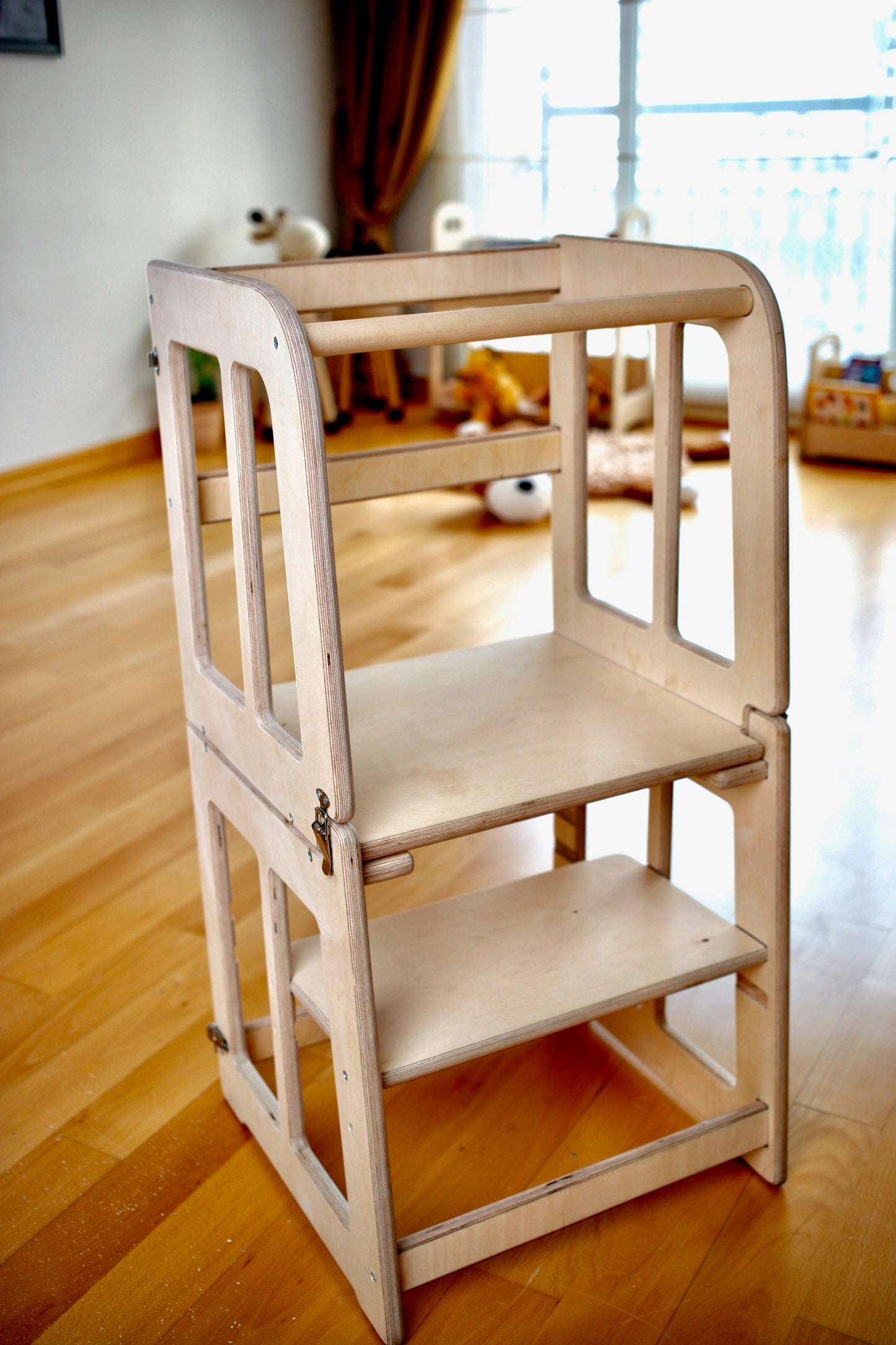 Montessori 2-in-1 Learning Tower & Desk