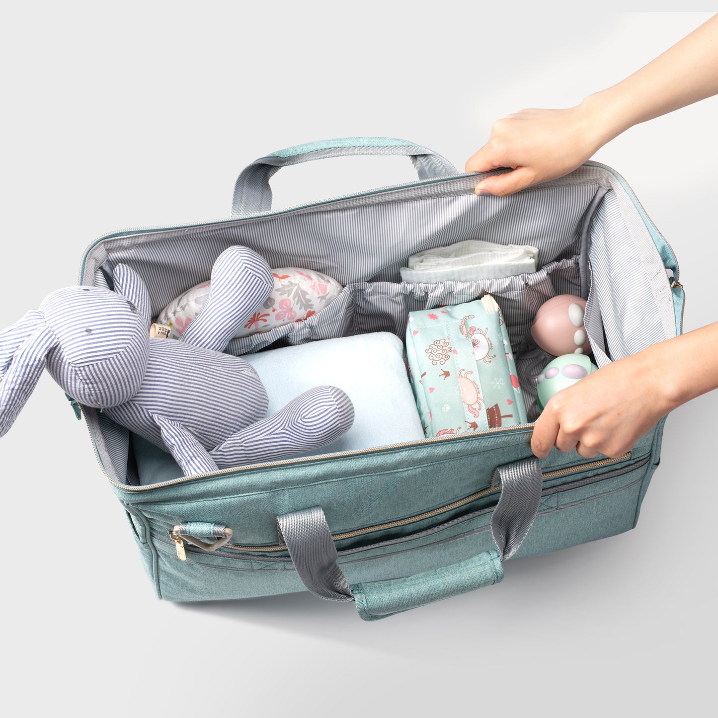 3-in-1 Weekender Travel Diaper Bag