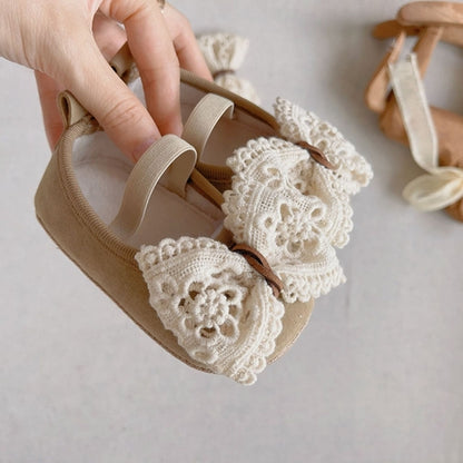Crochet Bow Shoes